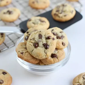 mini chocolate chip cookies